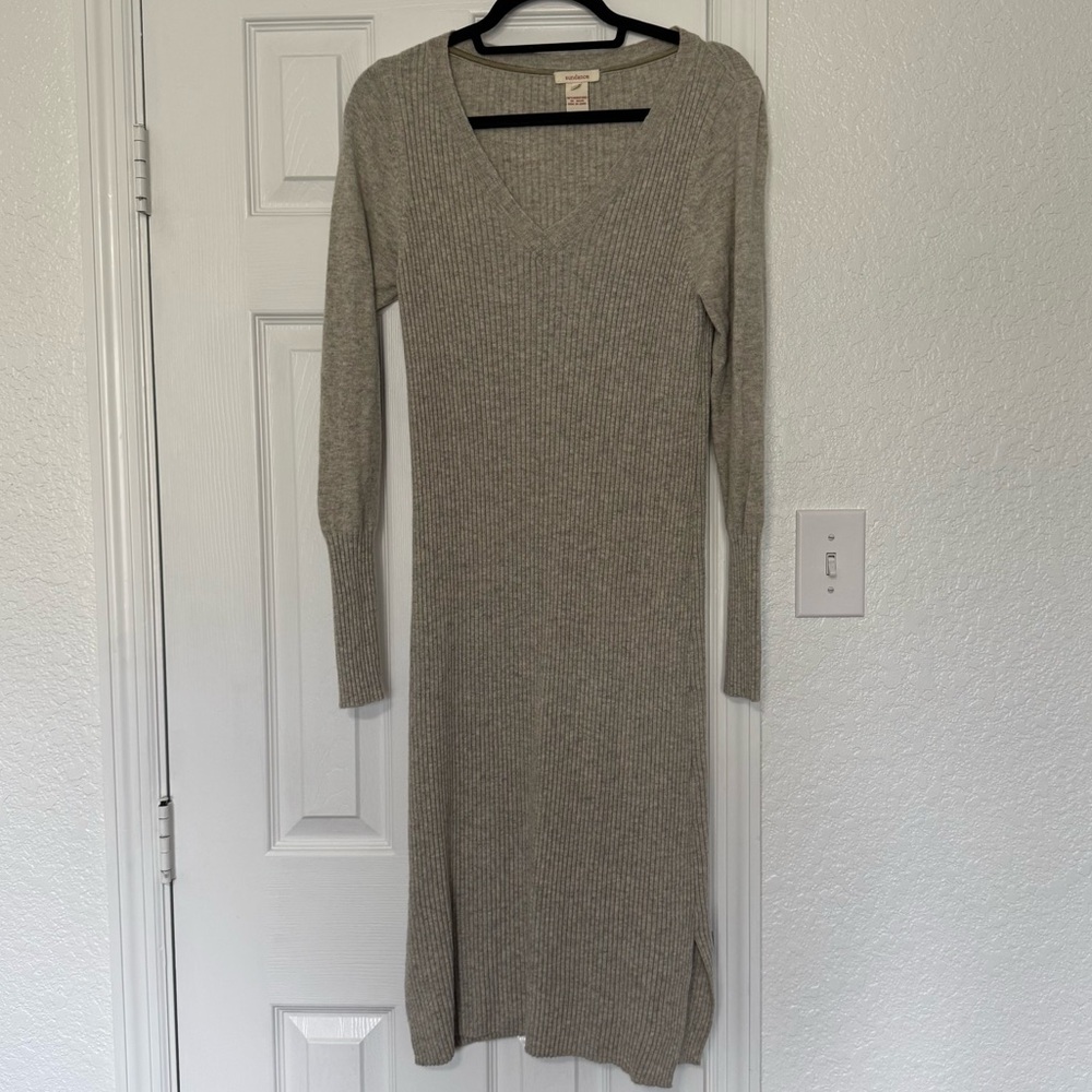 Sundance Gray Midi Sweater Dress Small